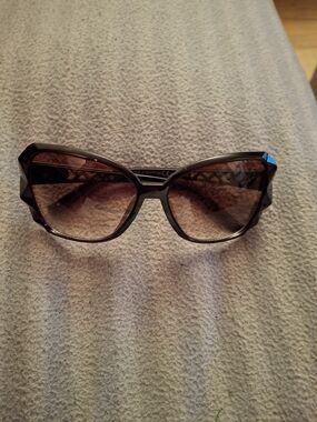 Stylish Brown Gradient Women's Sunglasses